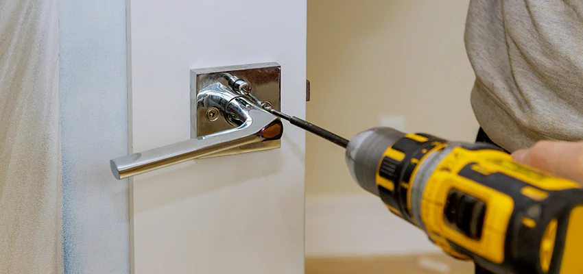 After-hours Locksmith  For Lock Troubleshooting in Fontana, California