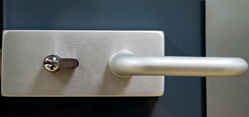 Change Patio Door Locks in Fontana, California